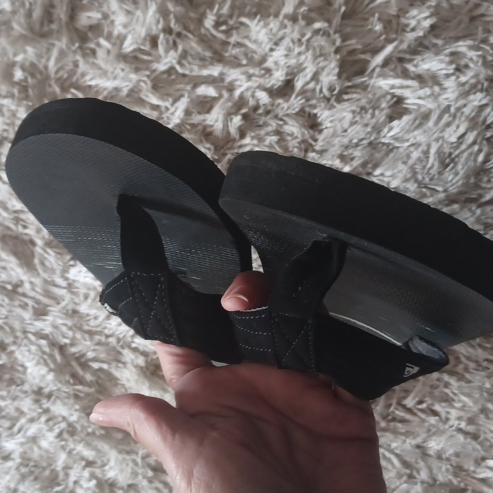 Quiksilver Sandals - Picture 5 of 6